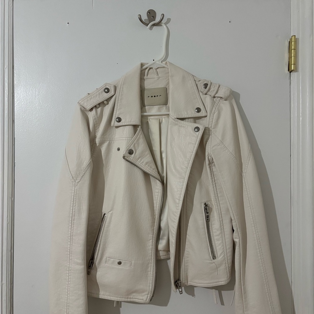 🤍 Women's Cream Leather Jacket 🤍